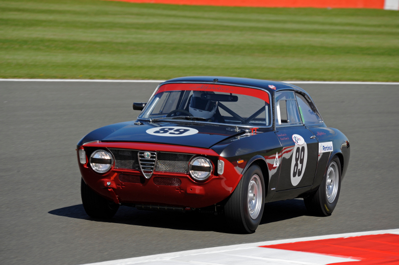 Alfaholics FIA 1600 GTA Races At Silverstone Classic 2011 Classic Alfa 