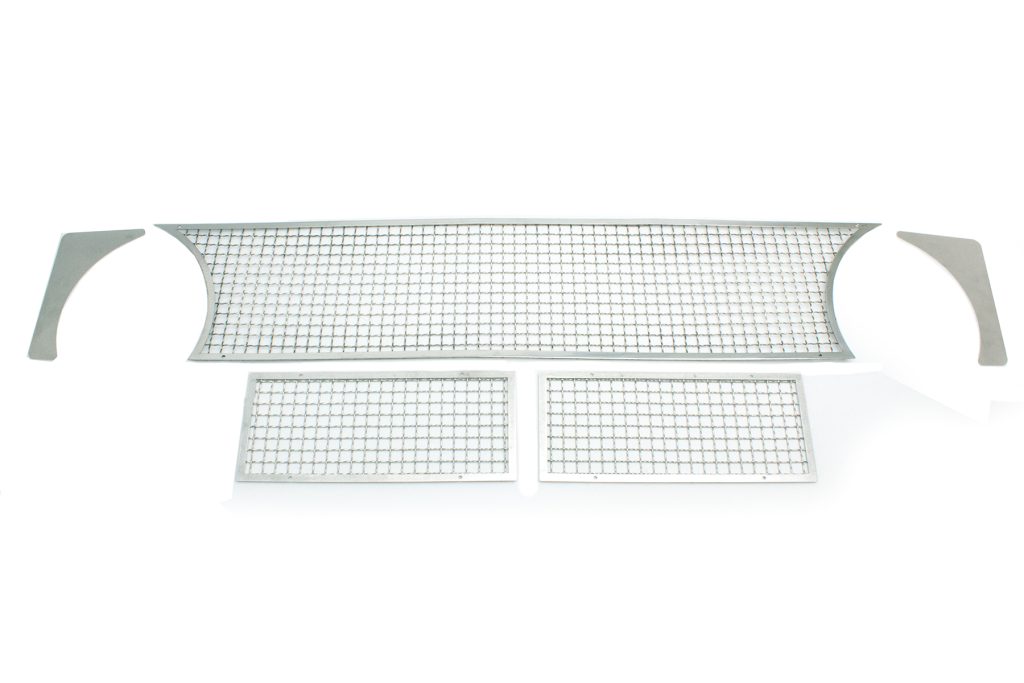 Alfaholics Mesh Grille Kit - GTA Step Front