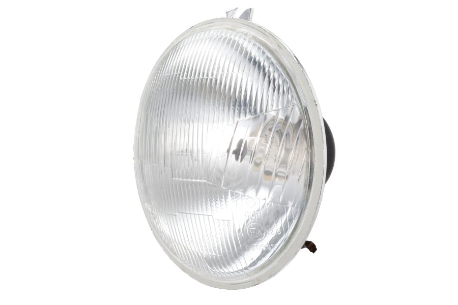 Outer Headlight • Non-Step Front & Giulia