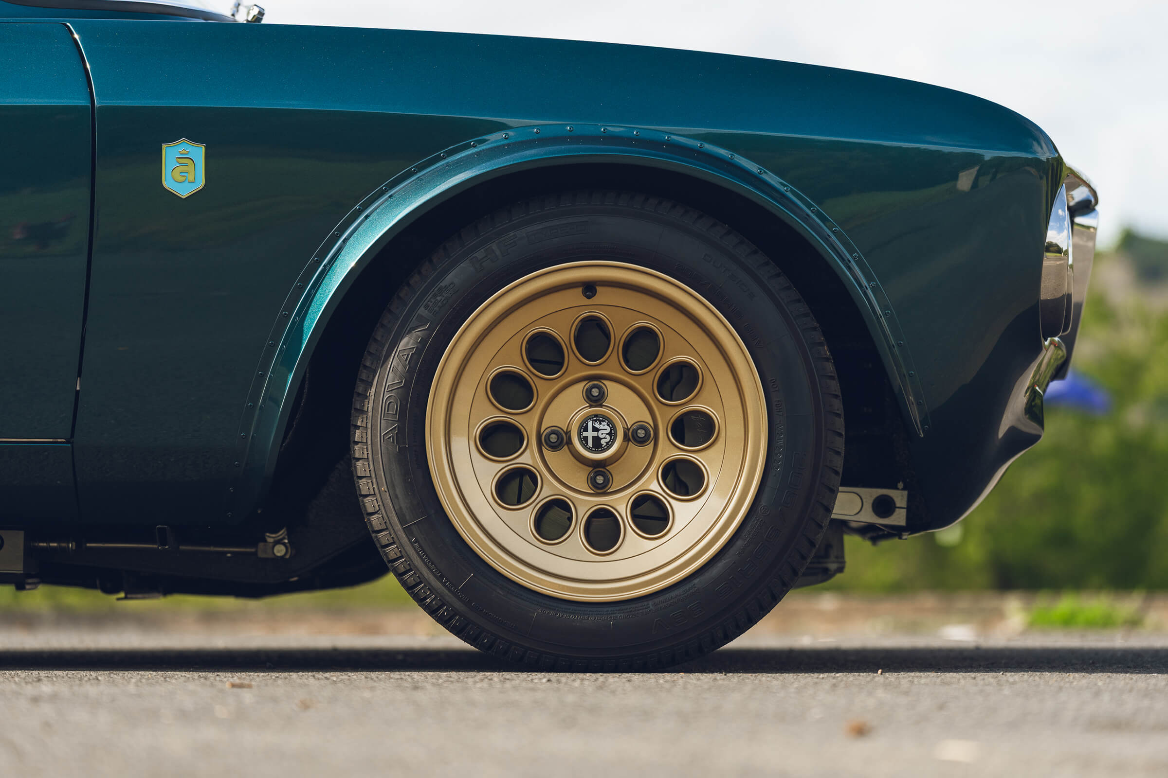 Wheel • 8 x 15″ Gold • GTAm Wheel • 8 x 15″ Gold • GTAm