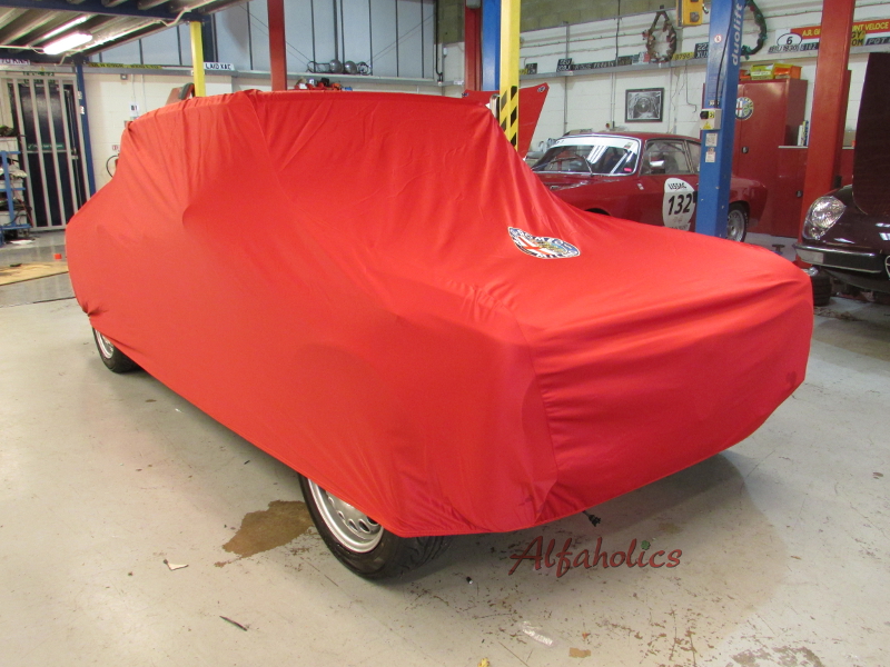 Alfaholics Fully Fitted Indoor Car Cover - Giulia Saloon