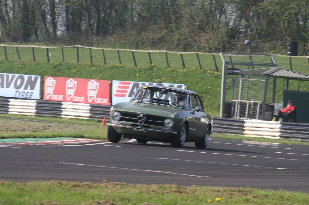 Alfaholics track day (2018) through the eyes of an intern…