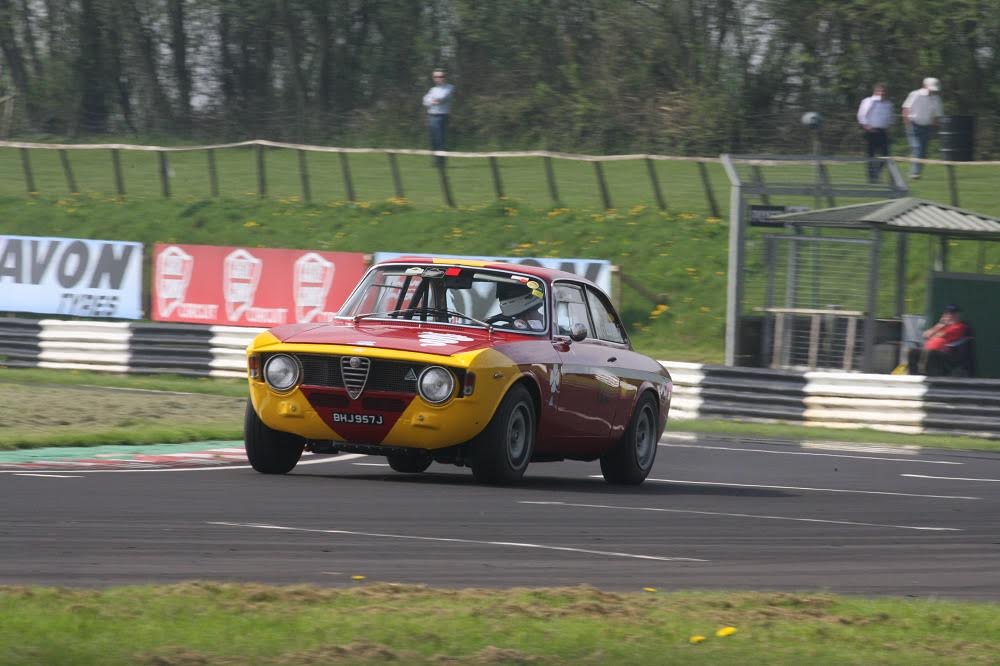 Alfaholics track day (2018) through the eyes of an intern…