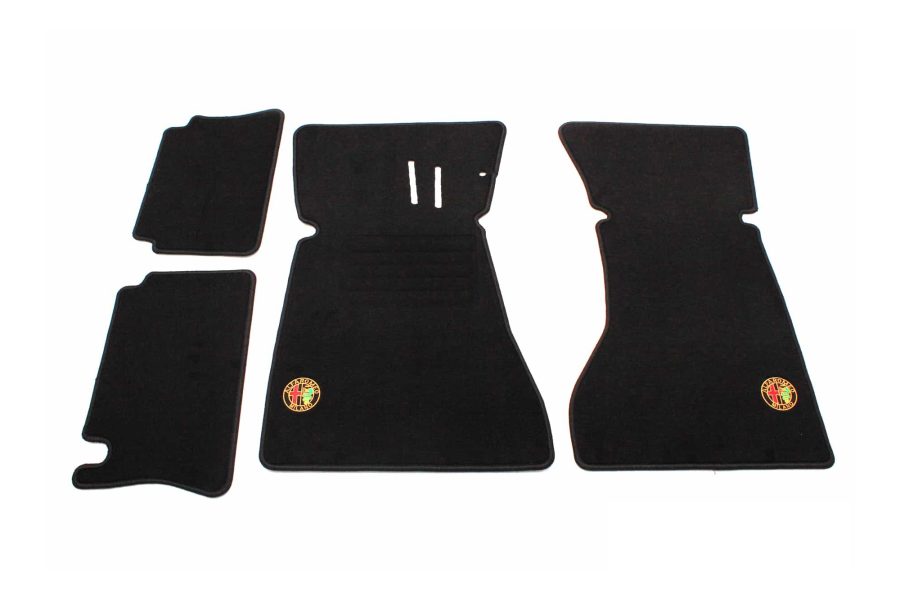 Over Mats • Coloured Logo • GT